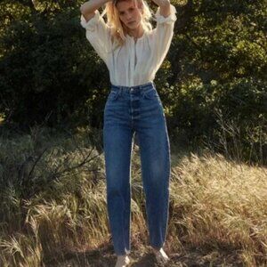 Doen Midblue High-Rise Button-Fly Straight Jeans